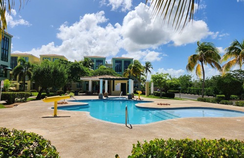 Las Cuevas Apartment | 3 BR/WIFI PENTHOUSE/BEACH AND POOLS IN AQUATIKA