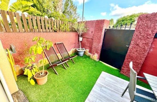 Puerto Marino Apartment | Cozy Casita-Estudio with Garden by the Beach, Rated 9.1