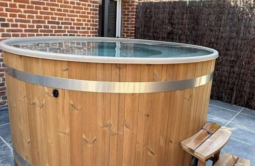 Maresches House | Cozy 3 Chambres with Spa and Hot Tub Amenities