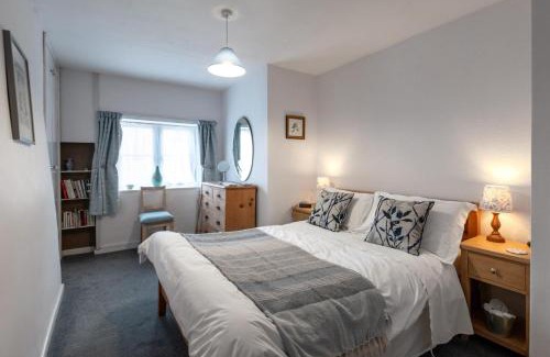 Reepham House | Family-Friendly Retreat at 3 Church Street - Book Your Stay!