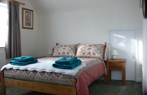 Holt Bed & Breakfast | Pet-Friendly 3 Corners B&B with a 9/10 Guest Rating
