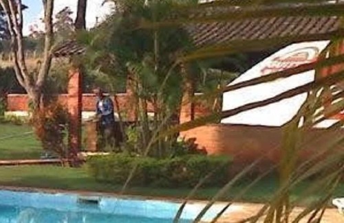 Jardim Europa Cottage | Discover 3 Days Corner: Pet-Friendly Oasis with Ocean Views