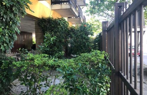 Jardim Belmar Apartment | Family-Friendly 3-Bedroom Getaway Near Guarujá Aquarium