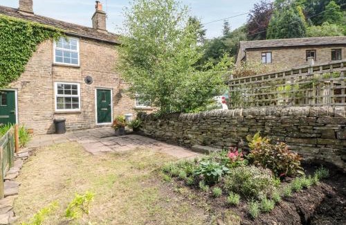 Kerridge House | Discover Elegance at 3 Higher Lane - Rated 9.2/10
