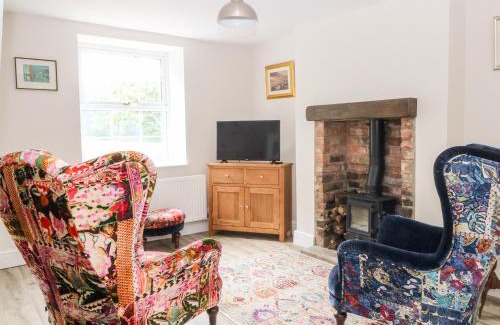Kerridge House | Discover Elegance at 3 Higher Lane - Rated 9.2/10