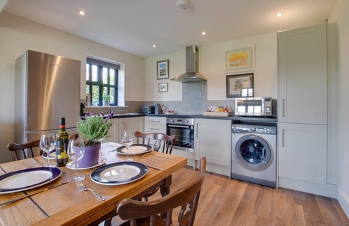 Stansted House | Cozy 3 Hilltop Cottages: Perfect for Families and Pets