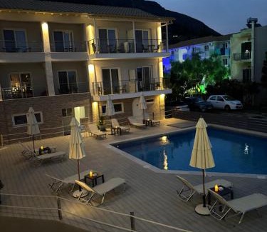 Perigiali Hotel | Island View Hotel: Guest Rated 9.3 with Oceanfront Pool