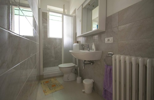 Zenna Apartment | Beachfront 3-Bedroom Apartment with Pool and Spa Amenities
