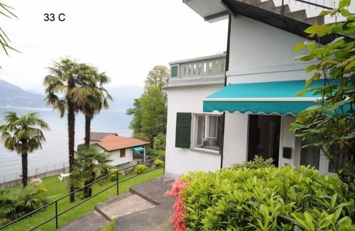 Zenna Apartment | Beachfront 3-Bedroom Apartment with Pool and Spa Access