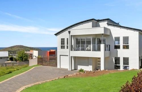 Encounter Bay House | Family-Friendly Retreat at 3 Jill Ct, Encounter Bay