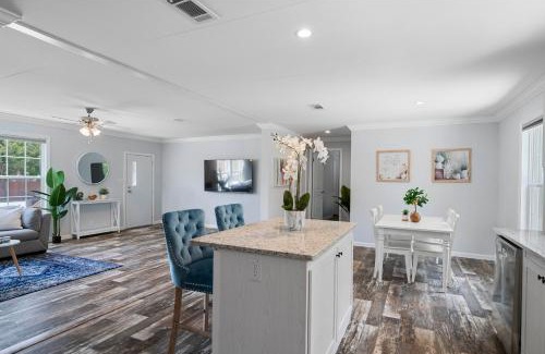 Moon Lake Estates House | Pet-Friendly Getaway: 3 King Bedrooms in New Port Richey