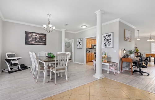 Enterprise House | Family-Friendly Home for 14 - Pet Friendly & Near Rucker
