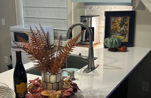 Fayetteville House | Experience Music, Dancing & Fall Fun on Dickson Street!