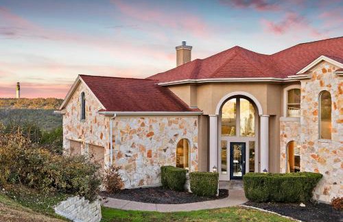 Travis Landing House | Ideal 3 Kings Retreat with Game Room & BBQ Near Marina