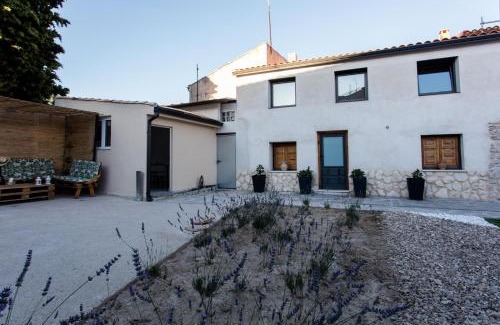 Penafiel Apartment | Discover Oceanfront Bliss at 3 Lienzos - Rated 9.2/10