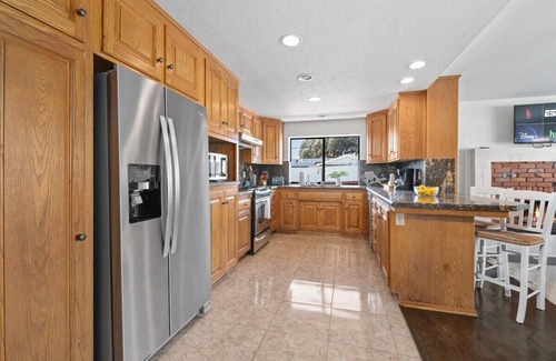 National City House | Bright 5BR Home in National City with Yard & Pet-Friendly!