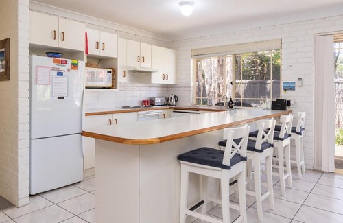 Boomerang Beach House | Highly Rated Family-Friendly Stay at 3 Melaleuca