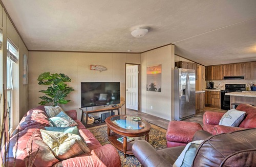 Port O Connor House | Charming Port O'Connor Home with Ocean View - Steps to Beach!