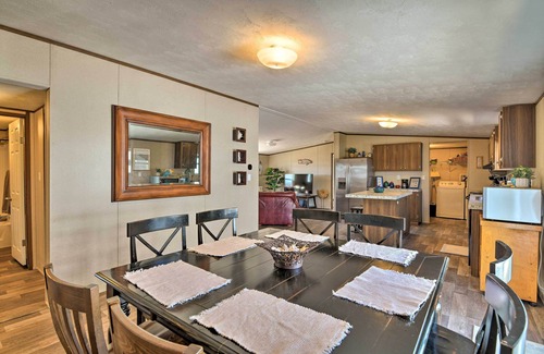 Port O Connor House | Charming Port O'Connor Home with Ocean View - Steps to Beach!