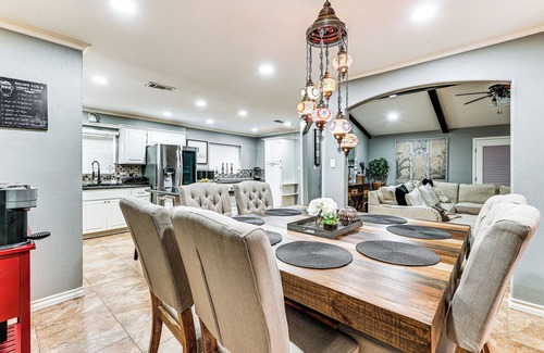 McAllen House | 3 Mi to Downtown McAllen: Quiet Home w/Pool