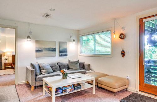 Lair Hill Apartment | Inviting Portland Flat with Fire Pit - Ideal for Families!