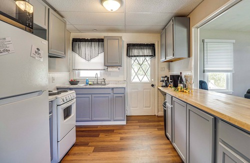 Tire Hill House | 3 Mi to Dtwn & Flood Museum: 'Cozy Q Cottage'