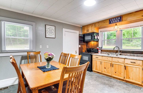 Forest City House | Cozy Forest City Retreat with Fire Pit, Near Downtown!