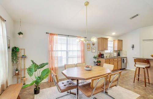 Milton House | 3 Mi to Escambia Bay: Home w/Deck & Private Yard!
