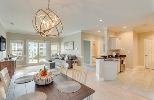 Charleston Condo | Inviting Charleston Condo Steps from Folly Beach with Pool