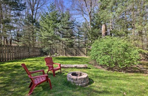 Pocono Summit House | Inviting Pocono Mountain Retreat with Beach Access & Pool