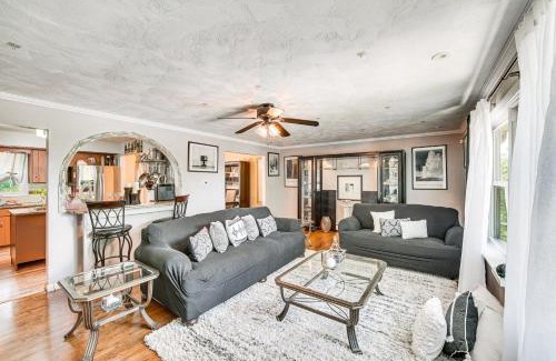 Spry House | Kid-Friendly York Vacation Rental Near Spooky Nook Sports