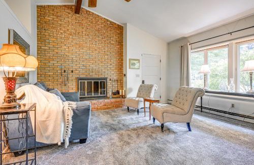 Lansing House | 3 Mi to Michigan State Duplex with Patio in Lansing