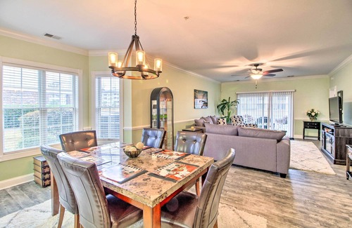 Central Myrtle Beach Apartment | Cozy Myrtle Beach Condo with Pool Access - 3 Miles to Shore