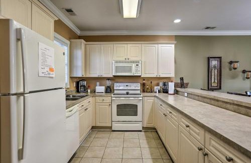 Central Myrtle Beach Apartment | Relax at Magnolia Pointe Resort Condo near Myrtle Beach