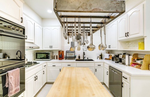 Cow Hollow Apartment | 3 Mi to Union Square: Apt Near Presidio Park
