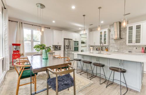 Bearss Plaza House | Pet-Friendly Family Retreat with Spacious Yard in Lutz