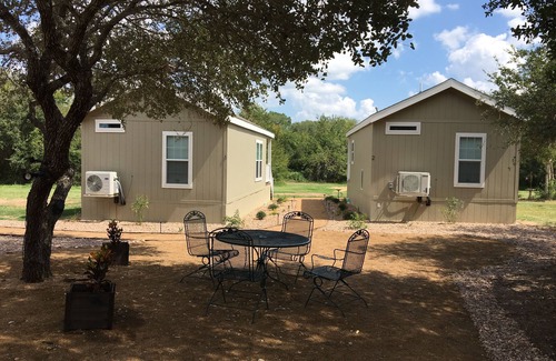 Round Top Cottage | Unwind Just 3 Miles from Round Top's Exciting Attractions!