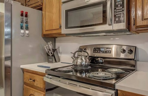 Norman House | 3 miles from OU 3 bedroom 2 bath