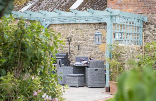 East Layton House | Experience 3 Mill Cottages: Pet and Child Friendly Retreat