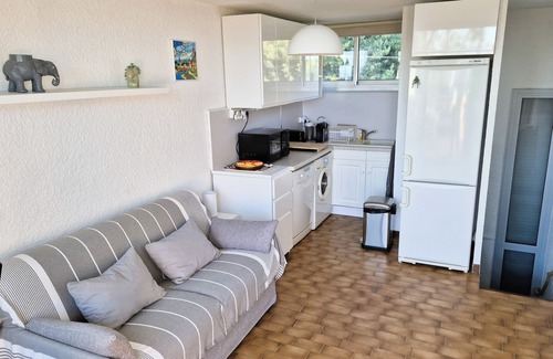 Cavalaire-sur-Mer Apartment | 3 min from Bonporteau beach, beautiful duplex with terrace, sea and beach views