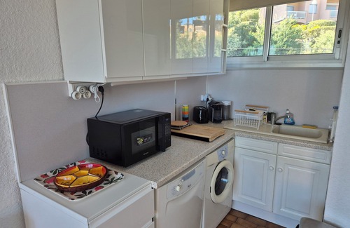 Cavalaire-sur-Mer Apartment | 3 min from Bonporteau beach, beautiful duplex with terrace, sea and beach views