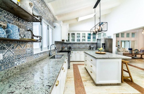 Los Lagos Villa | Ideal Getaway: Steps from Minitas Beach & Golf Access