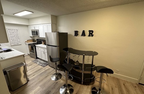 Winchester Apartment | Convenient Stay: Walk to Strip, Pet-Friendly Apartment