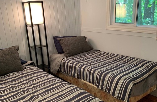 Tiny Cottage | Steps Away from Sandy Beach on Georgian Bay - Pet Friendly