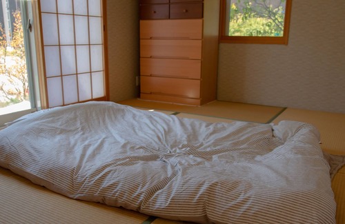 Fujikawaguchiko House | Convenient Stay Near Fujikyu Highland with Garden Barbecue