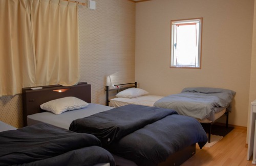 Fujikawaguchiko House | Convenient Stay Near Fujikyu Highland with Garden Barbecue