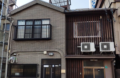 Naniwa House | Convenient Detached House Near JR Station for 7 Guests
