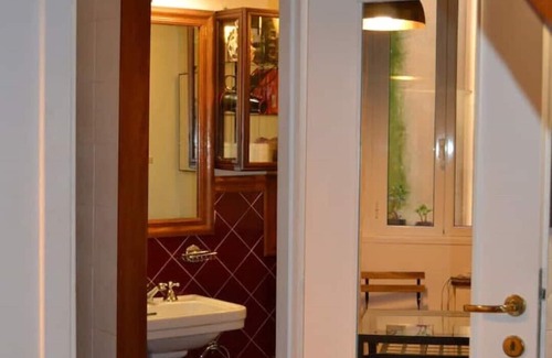 Rione V Ponte Apartment | Steps from Piazza Navona, Vatican & Pet-Friendly Amenities