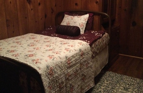 Colonial Heights House | Convenient Access to Historic Petersburg and Dining Options
