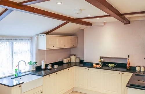 Dunster Cottage | Pet-Friendly 3 Old Police Station with Ocean Views in Dunster
